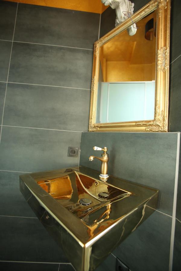 Weisses Ross Designhotel 科黑姆波兰顿 外观 照片