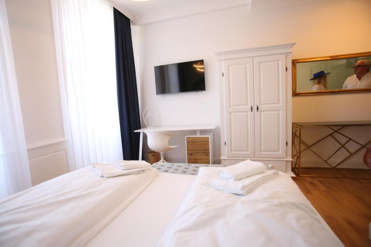 Weisses Ross Designhotel 科黑姆波兰顿 外观 照片